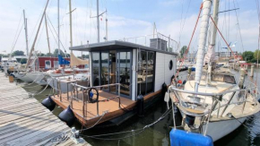 Hausboot Aava, Schleswig